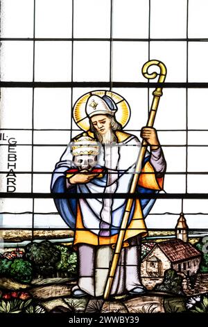St. Gebhard, Kirchenfenster, Schwarzenberger Pfarrkirche Im Bregenzerwald, Vorarlberg, Österreich Stockfoto