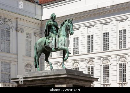 Kaiser Joseph II Reiterdenkmal Auf Dem Josefsplatz In Wien, Österreich Stockfoto