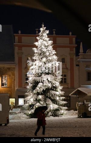 Weihnachtsbaum In Eggenburg, Niederösterreich, Österreich Stockfoto