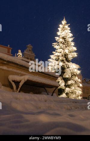 Weihnachtsbaum In Eggenburg, Niederösterreich, Österreich Stockfoto