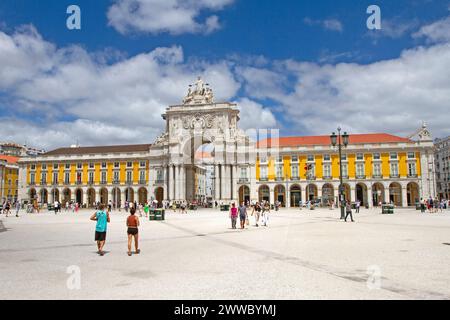 Handelsplatz Mit Triumphbogen, Ehemaliger Königspalast, Lissabon, Portugal Stockfoto