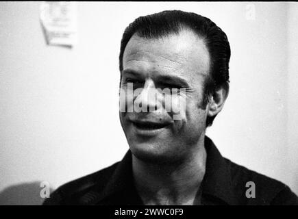 Der argentinische gewerkschaftsführer Agustín Tosco hält am 23. Februar 1973 eine Pressekonferenz im Asociación Argentina de Prensa (argentinischer Presseverband) in Buenos Aires. Stockfoto