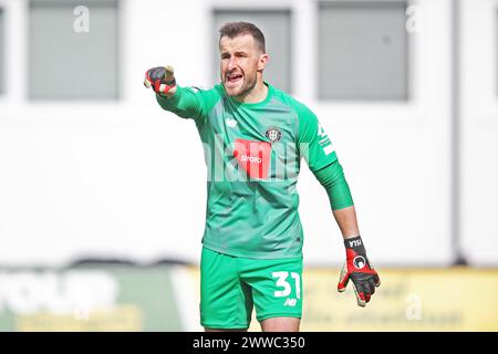 Harrogate, Großbritannien. März 2024. Harrogate Town Torhüter James Belshaw (31) während des Spiels Harrogate Town AFC gegen Bradford City AFC SKY Bet EFL League 2 im Envirovent Stadium, Harrogate, England, Vereinigtes Königreich am 23. März 2024 Credit: Every Second Media/Alamy Live News Stockfoto