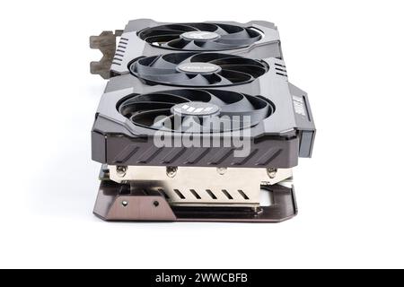 NVIDIA RTX 3060 OC 12g TUF Gaming Grafikkarte auf weißem Hintergrund Stockfoto