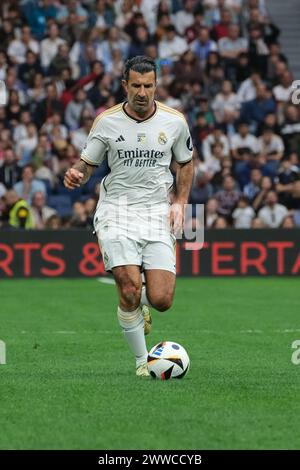 Madrid, Spanien. März 2024. Luís Figo On während des Corazon Classic 2024 Benefizfußballspiels zwischen Real Madrid und dem FC Porto am 23. März 2024 im Santiago Bernabeu Stadion in Madrid. spanien (Foto: Oscar Gonzalez/SIPA USA) Credit: SIPA USA/Alamy Live News Stockfoto