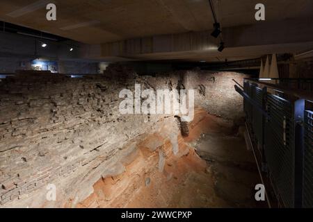 Old Dock, ursprünglich bekannt als Thomas Steers' Dock unter dem Einkaufszentrum Liverpool One Stockfoto