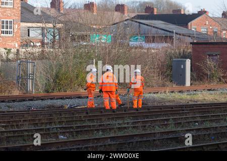 Netz-Schienen-Instandhaltungsgang auf einer Eisenbahnstrecke Stockfoto