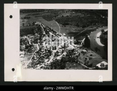 Beschreibung: Britisches Honduras. Cayo-Landeplatz. Ort: Cayo, Belize Datum: Juli 1944 belize, karibik, Britishhonduras, caribbeanthroughalens Stockfoto