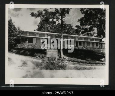 Die Büros des Landwirtschaftsministeriums in Auki, Malaita, auf den Salomonen, dienen als Verwaltungszentrum für landwirtschaftliche Verwaltung und Dienstleistungen in der Region. Stockfoto