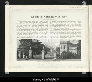 Beschreibung: Blick über die Stadt. Eintritt zum Gelände des Government House, Sydney. Ort: New South Wales, Sydney, Australien Datum: 1920 australien, australasien, ozeanien, australasien, Australien Stockfoto