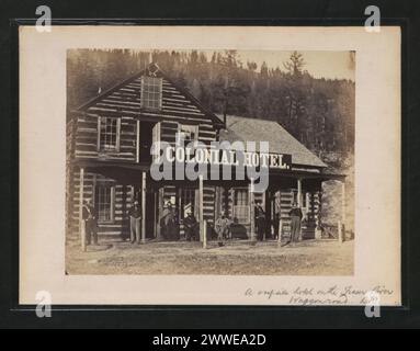 Beschreibung: Colonial Hotel an der Fraser River Waggon Road. B.C. Ort: British Columbia, Kanada Datum: 1867-1868 americas Stockfoto