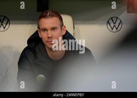 Wolfsburg, Deutschland. März 2024. Wolfsburg, 23. März 2024: Tommy Stroot (Wolfsburg) während des Google Pixel Frauen-Bundesliga-Fußballspiels zwischen dem VfL Wolfsburg und dem FC Bayern München in Wolfsburg. (Julia Kneissl/SPP) Credit: SPP Sport Press Photo. /Alamy Live News Stockfoto