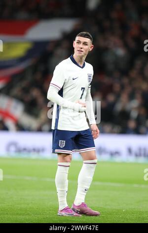 London, Großbritannien. März 2024. Phil Foden aus England während des internationalen Freundschaftsspiels zwischen England und Brasilien im Wembley Stadium, London, England am 23. März 2024. Foto von Joshua Smith. Nur redaktionelle Verwendung, Lizenz für kommerzielle Nutzung erforderlich. Keine Verwendung bei Wetten, Spielen oder Publikationen eines einzelnen Clubs/einer Liga/eines Spielers. Quelle: UK Sports Pics Ltd/Alamy Live News Stockfoto