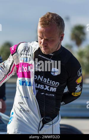 Felix Rosenqvist (60) aus Varnamo, Schweden, bereitet sich auf die erste $1 Million Challenge im Thermal Club in Thermal, CA vor. Stockfoto