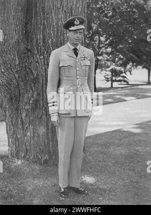 Eine Fotografie erinnert an den Duke of Kent, Prinz George, der 1942 bei einem Flugzeugabsturz während seines aktiven Dienstes tragischerweise getötet wurde. Als jüngerer Bruder von König Georg VI. Und Onkel von Königin Elisabeth II. Bedeutete sein vorzeitiger Tod in Schottland einen tiefen Verlust für die königliche Familie und die Nation während der kritischen Periode des Zweiten Weltkriegs. Stockfoto