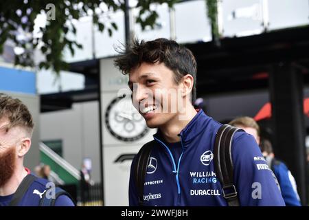 MELBOURNE, AUSTRALIEN, 24. März 2024. Im Bild: 23 Alexander Albon (THA) Williams Racing im Fahrerlager beim FIA Formel 1 Rolex Australian Grand Prix 2024 3. Runde vom 22. Bis 24. März auf dem Albert Park Street Circuit in Melbourne, Australien. Quelle: Karl Phillipson/Alamy Live News Stockfoto