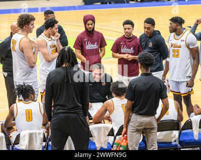 23. März 2024: Bethune-Cookman Head Coach Reggie Theus während einer Medienauszeit während der 2nd Half RO College Basketball Invitational zwischen Arkansas State Red Wolves und Bethune Cookman Wildcats. Arkansas State besiegte Bethune Cookman 86-85 im Ocean Center in Daytona Beach, FL. Romeo T Guzman/Cal Sport Media Stockfoto