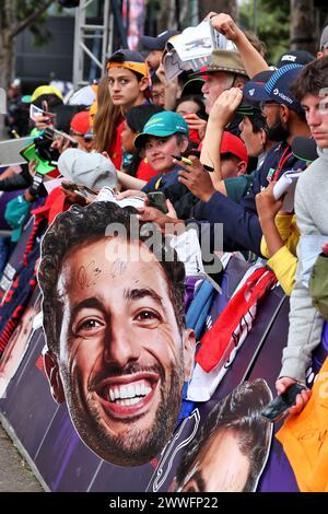 Melbourne, Australien. März 2024. Kreislaufatmosphäre – Lüfter. Formel-1-Weltmeisterschaft, Rd 3, großer Preis von Australien, Sonntag, 24. März 2024. Albert Park, Melbourne, Australien. Quelle: James Moy/Alamy Live News Stockfoto