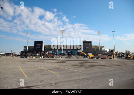 Buffalo, NY, USA. März 2024. Das Highmark Stadium ist in der Nebensaison leer. Die Buffalo Bills spielen noch eine Saison hier, bevor sie acr verschieben Stockfoto