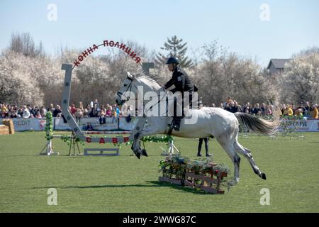 Sofia, Bulgarien - 23. März 2024: PferdeOstern oder Theodore-Tag in Bulgarien, auch bekannt als PferdeOstern, gefeiert am ersten Samstag der Fastenzeit. Eine bestellung Stockfoto