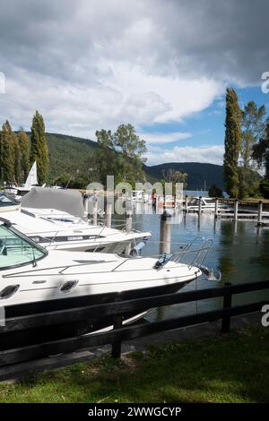 Yachthafen, Kinloch, Lake Taupo, Nordinsel, Neuseeland Stockfoto