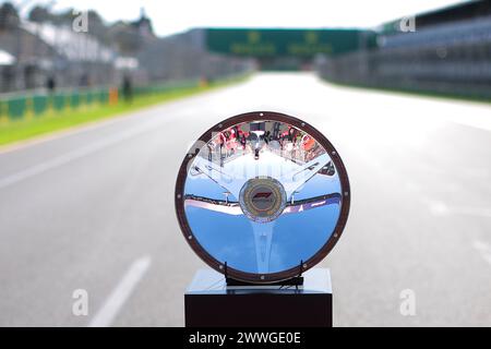 Melbourne, Australie. März 2024. Australische GP-Trophäe während des Formel 1 Rolex Australian Grand Prix 2024, 3. Runde der Formel-1-Weltmeisterschaft 2024 vom 22. Bis 24. März 2024 auf dem Albert Park Circuit in Melbourne, Australien - Foto Eric Alonso/DPPI Credit: DPPI Media/Alamy Live News Stockfoto