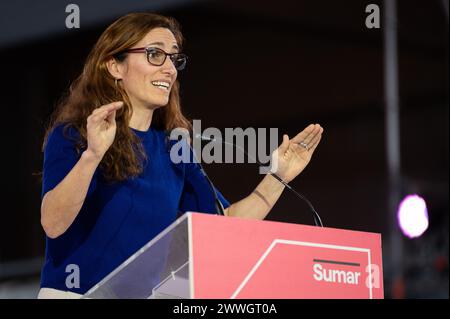 Madrid, Spanien. März 2024. Monica Garcia, Gesundheitsministerin, spricht während des Schließungsakts der ersten Versammlung der Koalition. Sumar hat eine Gründungsversammlung mit dem Ziel abgehalten, der Gründung eine Organisationsstruktur zu geben, die ihre erste Versammlung in La Nave, Villaverde, feiert. Quelle: Marcos del Mazo/Alamy Live News Stockfoto