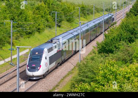 TGV POS Duplex INOUI vorbei Burgundy, Frankreich Stockfoto