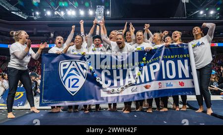 West Valley City, USA. März 2024. Am 23. März 2024 feiert das Utah Damenturnerteam seinen vierten Sieg in Folge bei der Pac-12 Women's Gymnastics Championship im Maverik Center, West Valley City, Utah (Foto: Jeff Wong/SIPA USA) Credit: SIPA USA/Alamy Live News Stockfoto