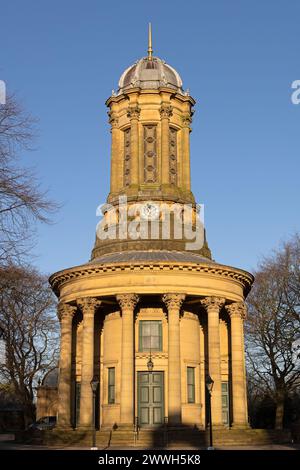 Kuppelturm der United Reformed Church in Saltaire bei Bradford in West Yorkshire, Großbritannien Stockfoto