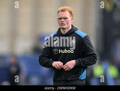 Bath, Somerset, Großbritannien. 24. März 2024, The Recreation Ground, Bath, Somerset, England; Gallagher Premiership Rugby, Bath versus Sale Sharks; Miles Reid of Bath wärmt sich auf Credit: Action Plus Sports Images/Alamy Live News Stockfoto