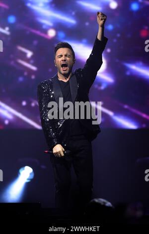 Nicht exklusiv: Nicky Byrne, Shane Filan, Kian Egan Mitglieder der irischen Band Westlife treten während der Wild Dreams Tour in der Arena CDMX auf. Stockfoto