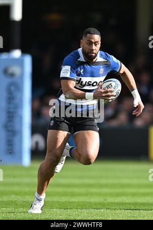 Bath, Somerset, Großbritannien. 24. März 2024, The Recreation Ground, Bath, Somerset, England; Gallagher Premiership Rugby, Bath versus Sale Sharks; Joe Cokanasiga von Bath in Action Credit: Action Plus Sports Images/Alamy Live News Stockfoto