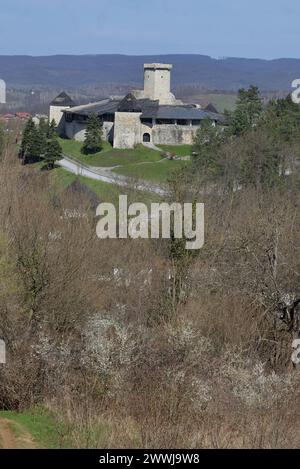 ALTSTADT UND BURG VON VELIKA KLADUSA IN BOSNIEN UND HERZEGOWINA Stockfoto