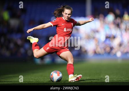 Liverpool, Großbritannien. März 2024. Everton FC gegen Liverpool FC Barclays Womens Super League GOODISON PARK ENGLAND - 24. März 2024 Lucy Parry of Liverpool während des Barclays Women’s Super League Spiels zwischen Everton FC und Liverpool FC im Goodison Park am 24. März. 2024 in Liverpool, England. Quelle: ALAN EDWARDS/Alamy Live News Stockfoto