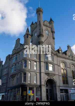 Die Zitadelle, auch bekannt als The Salvation Army Building, an der Ecke Castle Street und Justice Street, Castlegate, Aberdeen, Schottland, Großbritannien Stockfoto