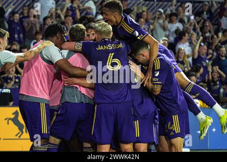 Orlando, Florida, USA, 23. März 2024, die Spieler des Orlando City SC feiern das zweite Tor des Spiels im Inter&Co Stadium. (Foto: Marty Jean-Louis/Alamy Live News Stockfoto