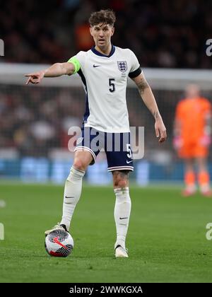 London, Großbritannien. März 2024. John Stones aus England in Aktion. England gegen Brasilien, internationales Fußball-Freundschaftsspiel im Wembley Stadium in London am Samstag, 23. März 2024. Nur redaktionelle Verwendung. bild von Andrew Orchard/Andrew Orchard Sportfotografie/Alamy Live News Credit: Andrew Orchard Sportfotografie/Alamy Live News Stockfoto