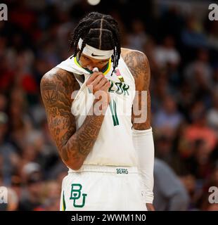 Memphis, Tennessee, USA. März 2024. Baylor Forward JALEN BRIDGES (11) während des NCAA Men's Basketball Tournament in der zweiten Runde zwischen den Baylor Bears und den Clemson Tigers am 24. März 2024. Clemson Won, 72-64, (Credit Image: © Scott Coleman/ZUMA Press Wire) NUR REDAKTIONELLE VERWENDUNG! Nicht für kommerzielle ZWECKE! Stockfoto