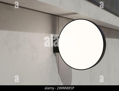 Leere, runde Schilder, auf der Fassade. Kopierraum für Ladenschild, Logo, Werbung. Moderne, leere Außenbeschilderung, Mockup zum Hinzufügen eines Firmenlogos. Einkaufen Stockfoto