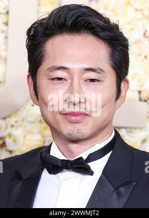 BEVERLY HILLS, LOS ANGELES, KALIFORNIEN, USA - JANUAR 07: Steven Yeun kommt bei den 81. Jährlichen Golden Globe Awards, die am 7. Januar 2024 im Beverly Hilton Hotel in Beverly Hills, Los Angeles, Kalifornien, USA, stattfinden. (Foto: Xavier Collin/Image Press Agency) Stockfoto