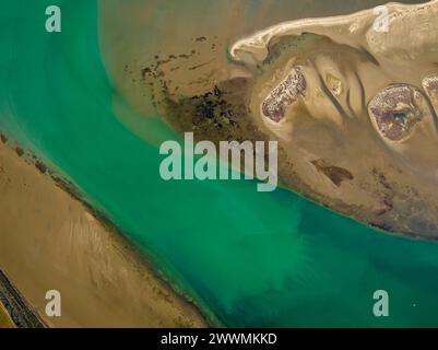 Aus der Vogelperspektive der Fangar-Bucht und der Ansammlung von Sedimenten an dieser Stelle im Ebro-Delta (Tarragona, Katalonien, Spanien) Stockfoto