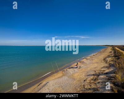 Aus der Vogelperspektive auf den Strand Platja de l'Arenal, in L'Ampolla, im Ebro-Delta (Tarragona, Katalonien, Spanien) ESP: Vista aérea de la playa del Arenal Stockfoto