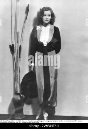Die schwedische Schauspielerin Greta Garbo. 1905-1990. Schwedische Schauspielerin mit ihren glorreichen Tagen in den 1920er und 1930er Jahren Im Alter von 35 Jahren zog sie sich von der Filmvorführung zurück, nachdem sie in 28 Filmen gespielt hatte. 1930er Jahre Stockfoto