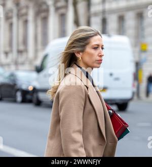 London, 25. März 2024 Laura Trott, MBE, Abgeordneter, Chief Secretary to the Treasury außerhalb des Kabinettsbüros zu sehen Credit: Richard Lincoln/Alamy Live News Stockfoto