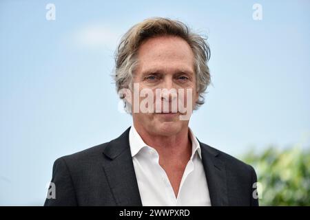 Schauspieler William Fichtner posierte während des Fotoaufrufs des Films „Hypnotic“ anlässlich der Filmfestspiele von Cannes am 26. Mai 2023 Stockfoto