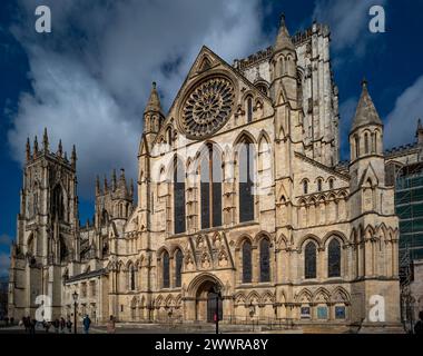 York Minster York England March 2024 York Minster, ehemals Kathedrale und Metropolitische Kirche von Saint Peter in York, ist eine anglikanische Kathedrale Stockfoto