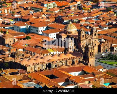 Luftaufnahme der Kathedrale auf der Plaza de Armas, Cusco, Peru Stockfoto