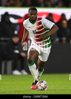 ALMERE - Anfernee Dijksteel of Suriname während des Freundschaftsspiels zwischen Suriname und Martinique im Almere City FC Stadium am 24. März 2024 in Almere, Niederlande. ANP | Hollandse Hoogte | GERRIT VAN COLOGNE Stockfoto