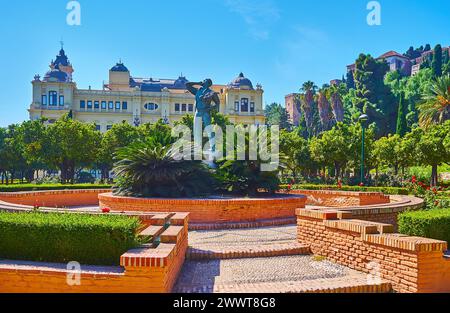 Das Denkmal für Biznaguero (Jasmin oder Biznaga-Verkäufer) in den malerischen Gärten von Pedro Luis Alonso, Malaga, Spanien Stockfoto